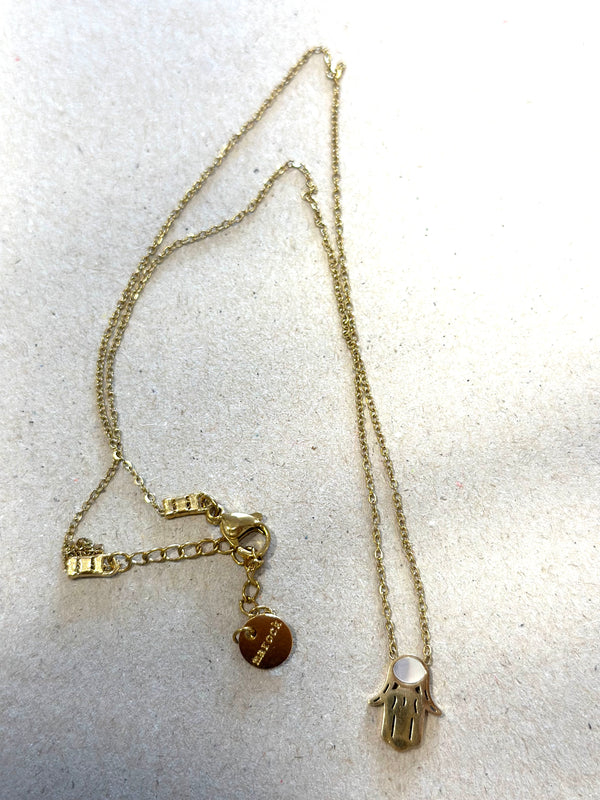 Hamsa necklace shell